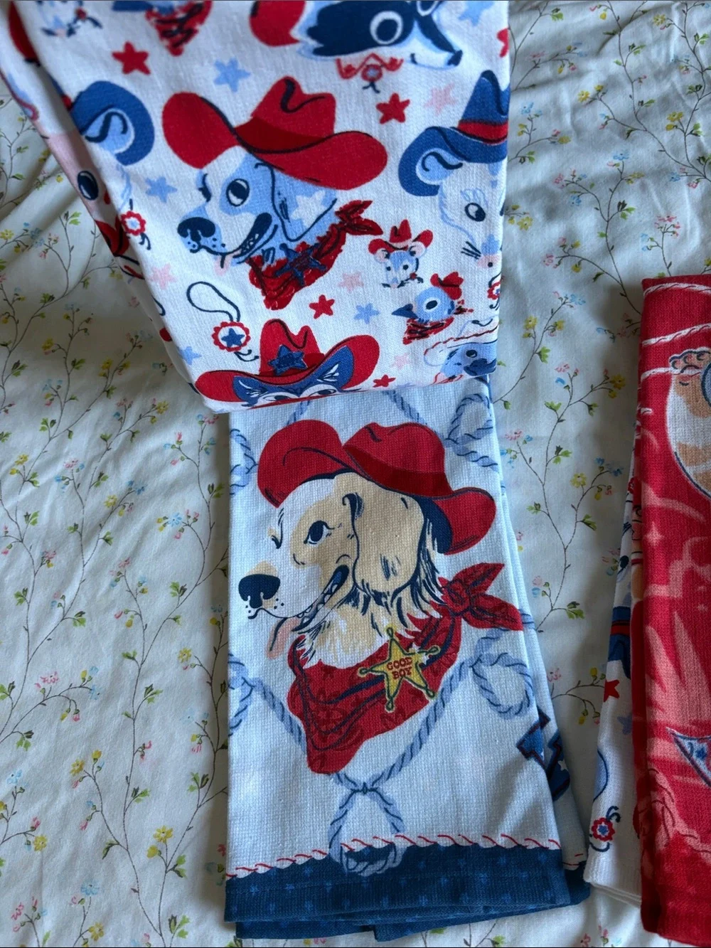 Western Cowboy Dog & Animal Print Kitchen Towels Red, Blue, White (price for 1)